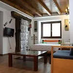 Rurales Casa Lafuente شقة
